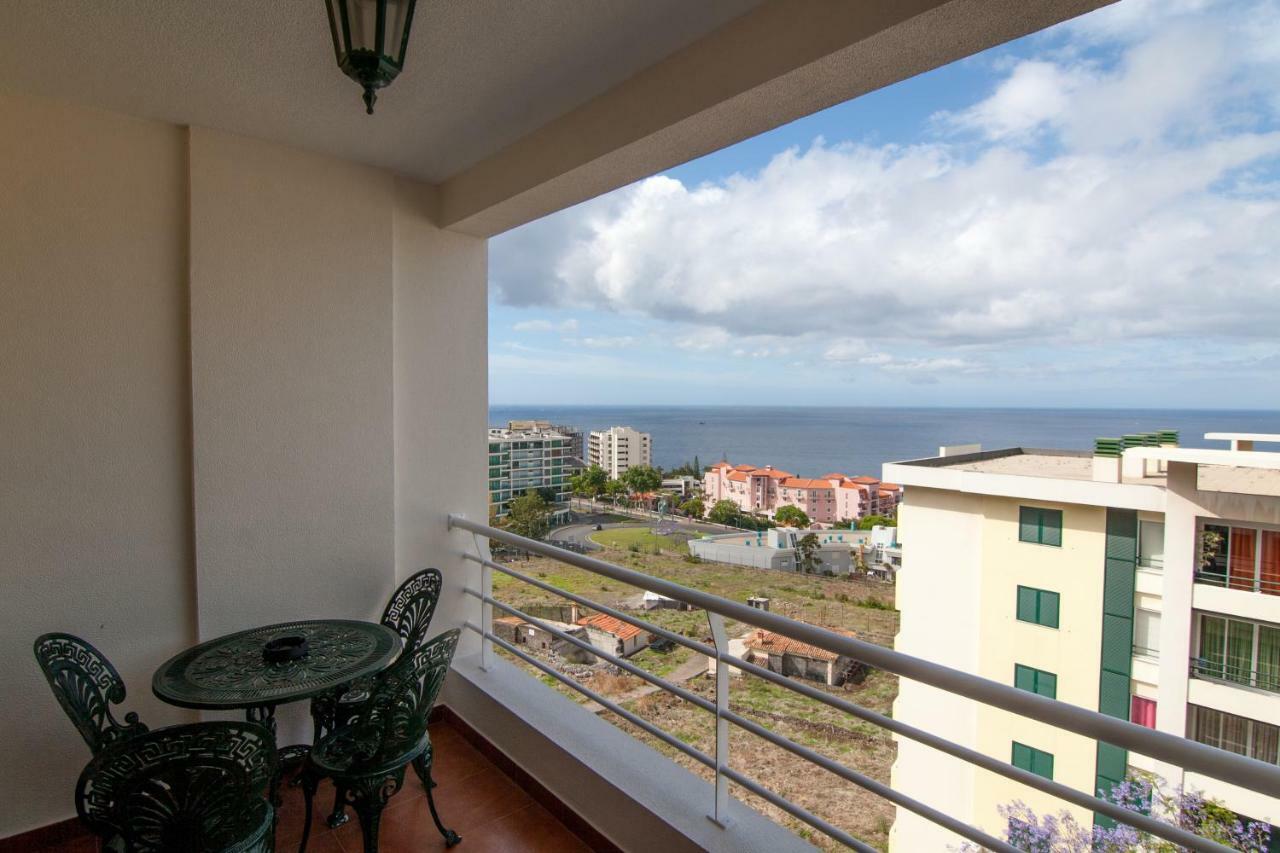 Apartamento Alberto Funchal  Buitenkant foto